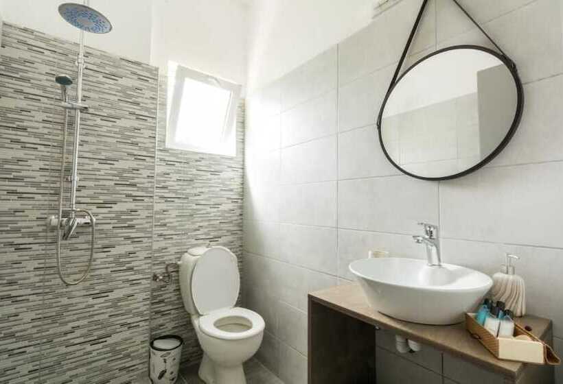 פנסיון Euphoria Complex