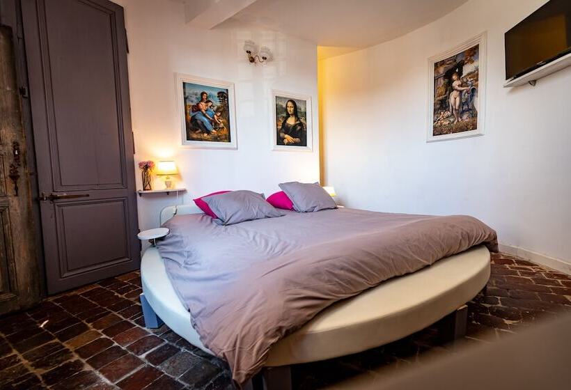 بنسيون La Tour Mandot