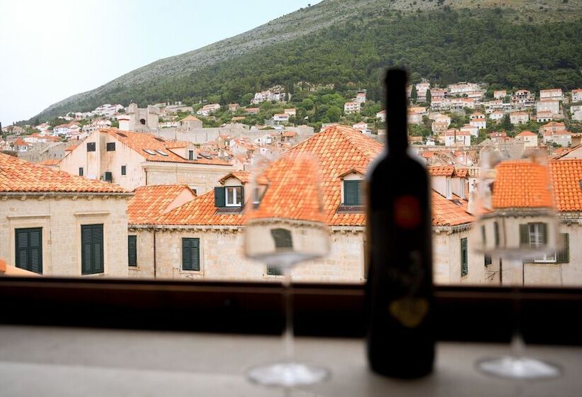 بنسيون Palazzo De Bona