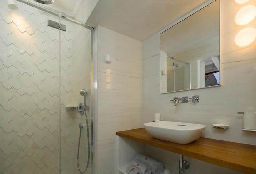 بنسيون Palazzo De Bona