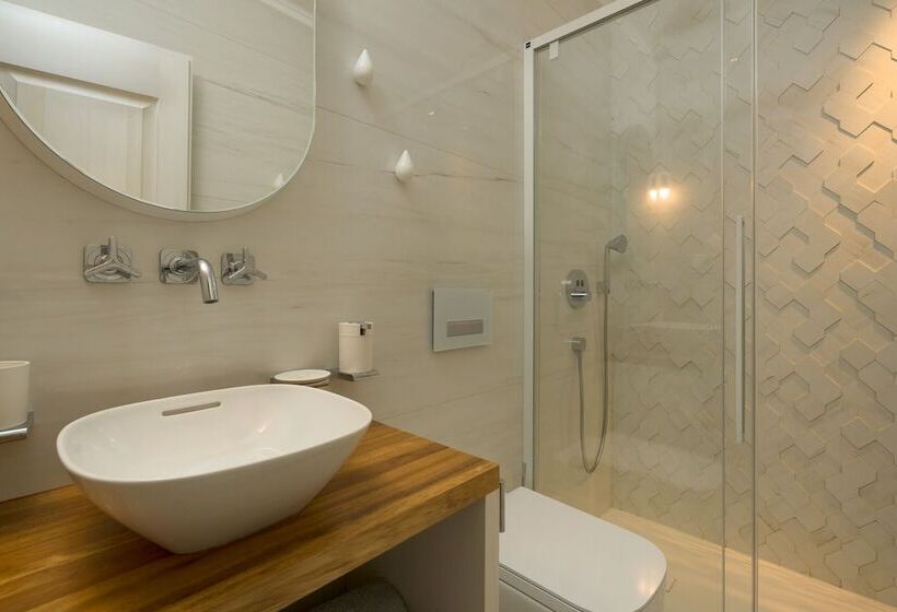 بنسيون Palazzo De Bona