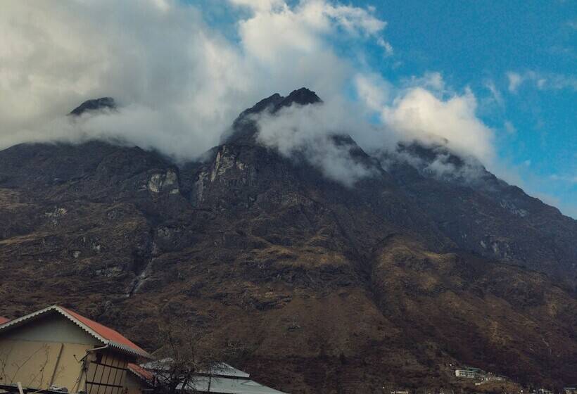 Пансион Rufina Royal Lachung