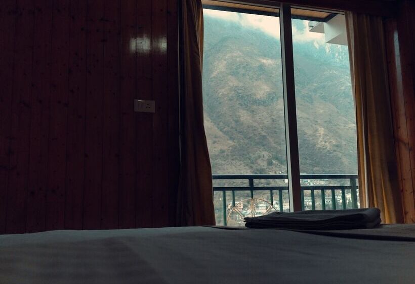 Пансион Rufina Royal Lachung