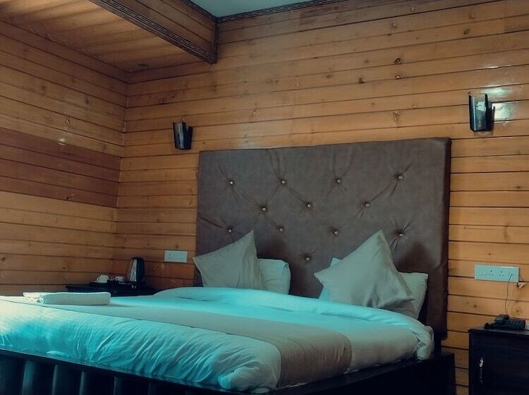 Пансион Rufina Royal Lachung