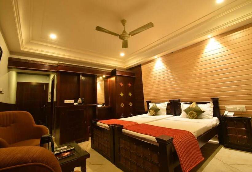 بنسيون Sagar Niwas