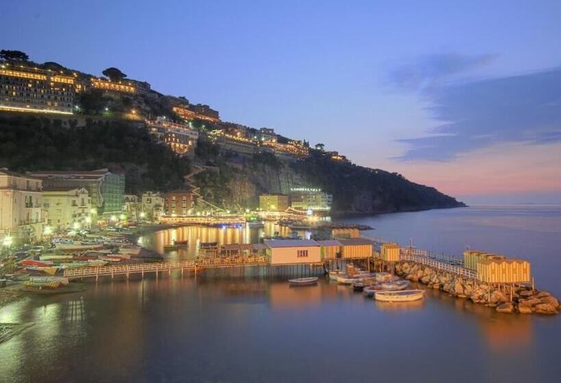 Пансион Sorrento Colors&suites