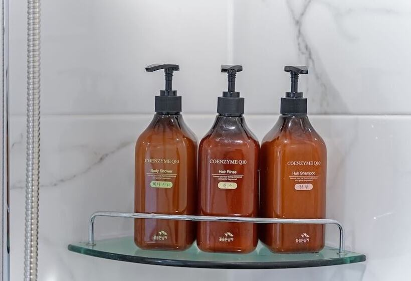 Pensiune Taean Blueisland Pool Villa