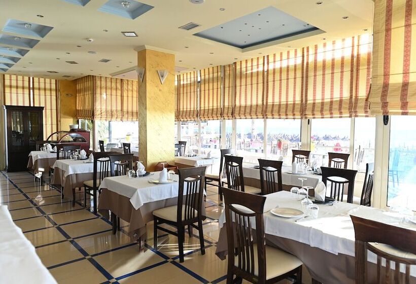 פנסיון Vila Oxinn