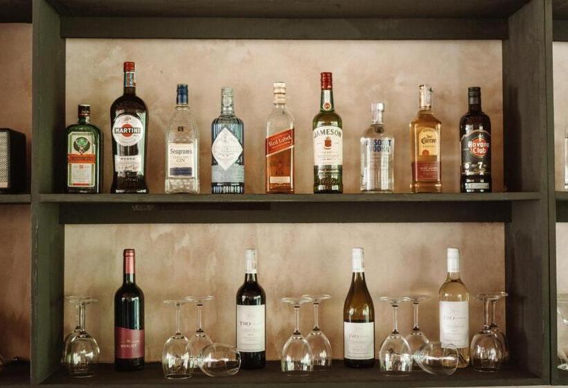 Porter Hotel   Surf & Yoga Retreat