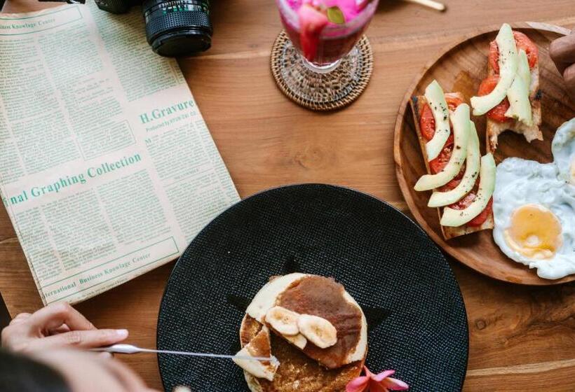 Porter Hotel   Surf & Yoga Retreat