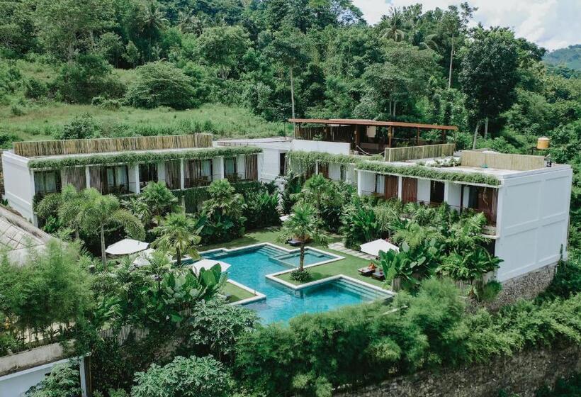 Porter Hotel   Surf & Yoga Retreat