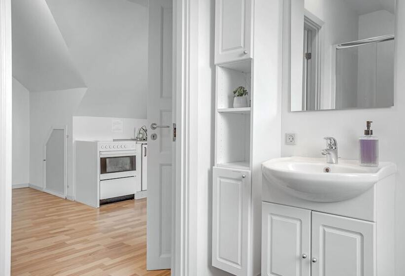 Storms Bed & Breakfast