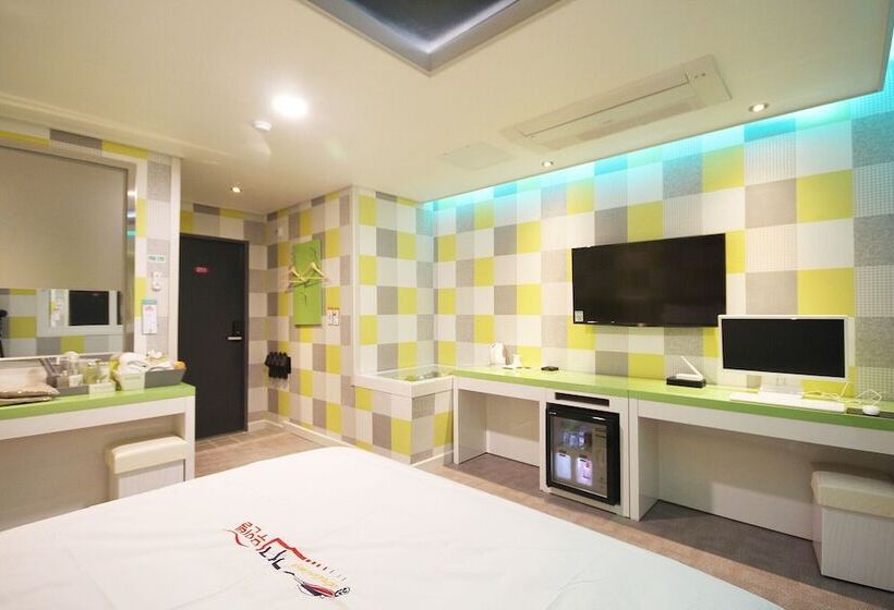 Wanju Geogi Self Checkin Motel 2