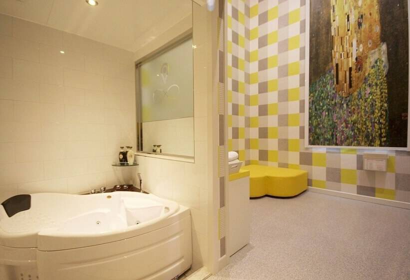 Wanju Geogi Self Checkin Motel 2