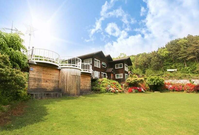 Yeoju Dugyeonsae Meomunjari Pension