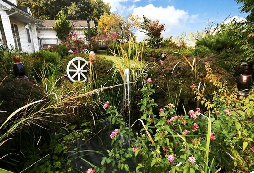 Yeoju White House Pension