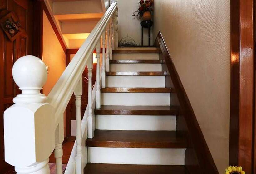 Yeoju White House Pension