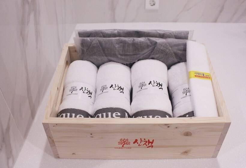 Yeongju Sanchaek Self Check In Motel