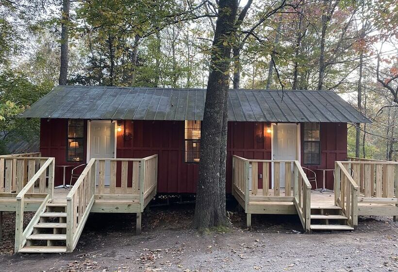 Yeti Cabin