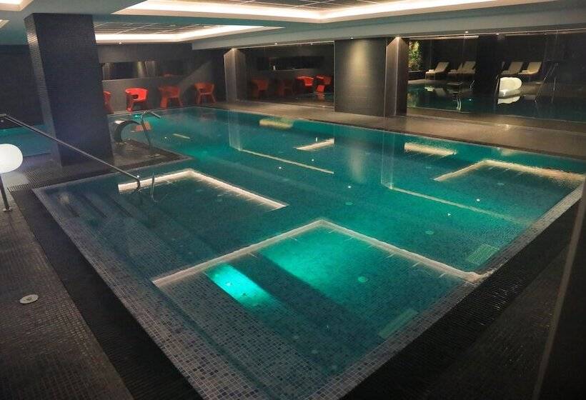 Az Hotels Grand Oran