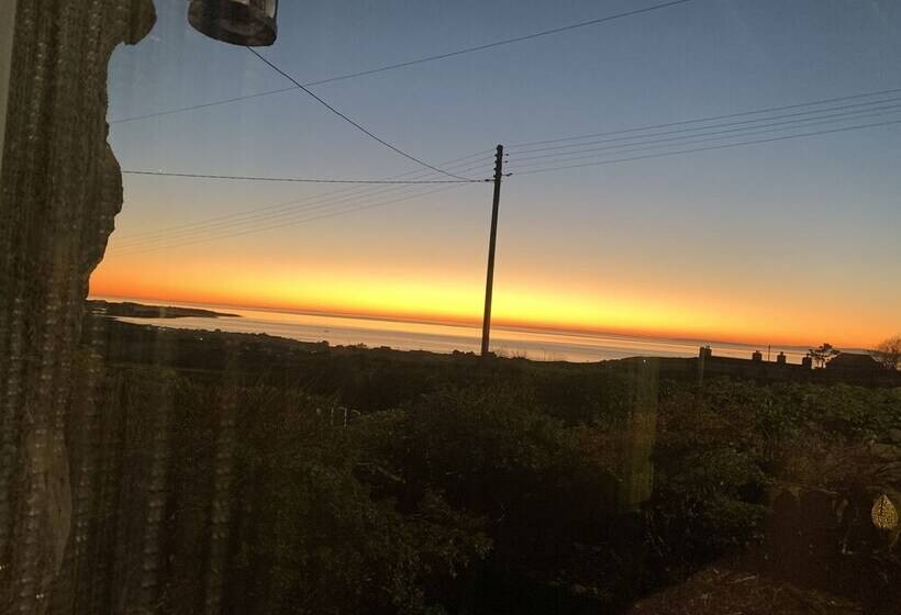 Beautiful Cottage Near Harlech With Ocean Views