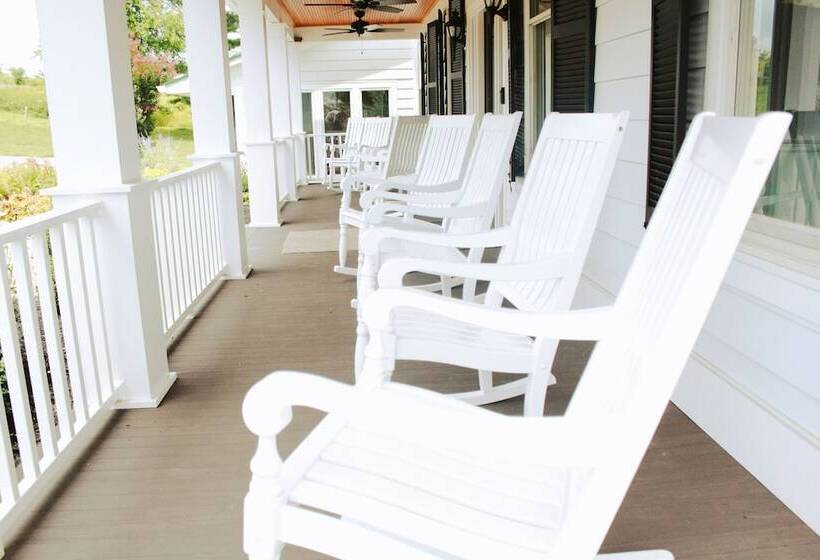 مبيت وإفطار Mary S Land Farm