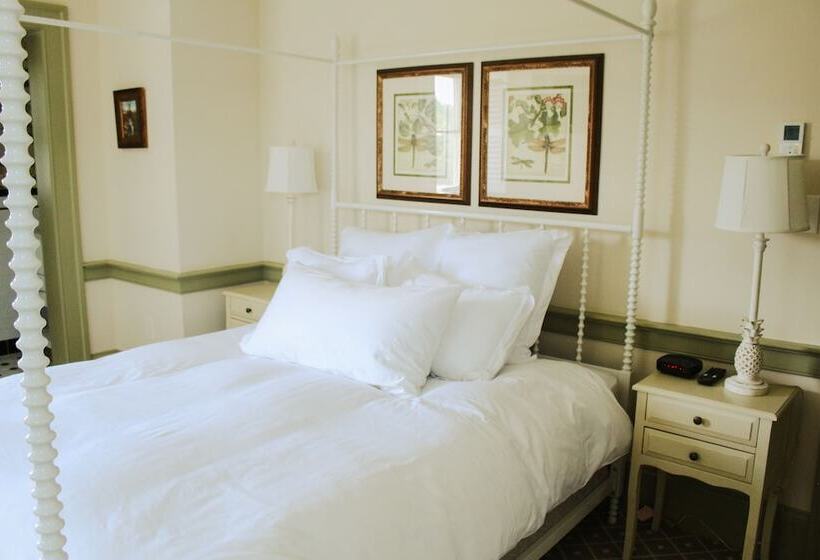 مبيت وإفطار Mary S Land Farm