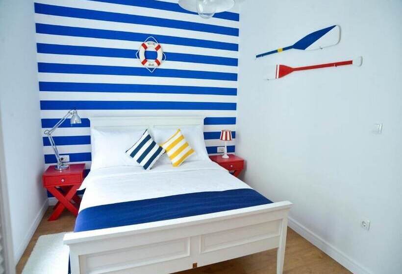 Bed and Breakfast Nautical Rooms In Old Part Of The Town