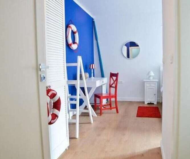 Bed and Breakfast Nautical Rooms In Old Part Of The Town