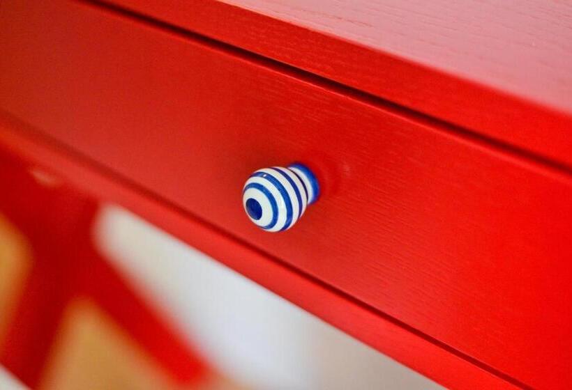 Bed and Breakfast Nautical Rooms In Old Part Of The Town