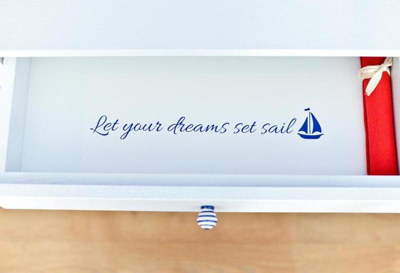 Bed and Breakfast Nautical Rooms In Old Part Of The Town