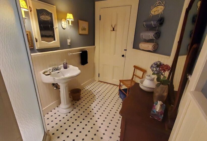 צימר The Lark & Loon Inn