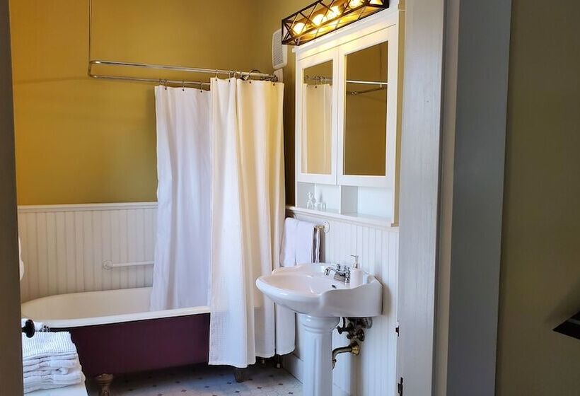 צימר The Lark & Loon Inn