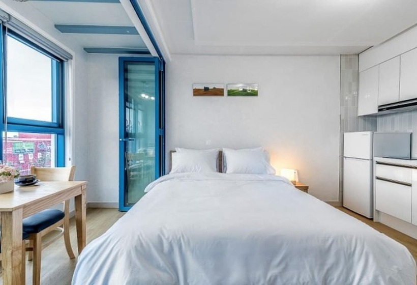 Boryeong Wifi Condo Pension