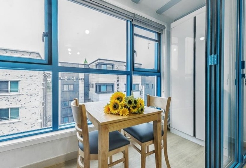 Boryeong Wifi Condo Pension