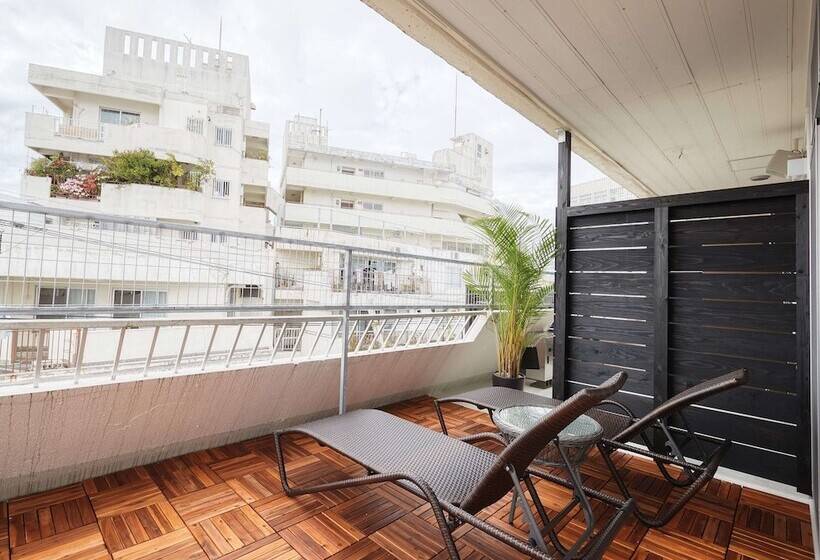 Cabin&hotel Constant Naha