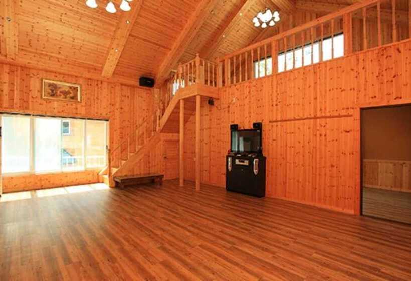 Cheongju Chujeonggol Pension