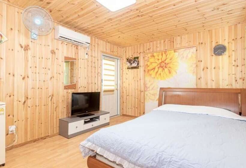 Cheorwon Kerensia Pension