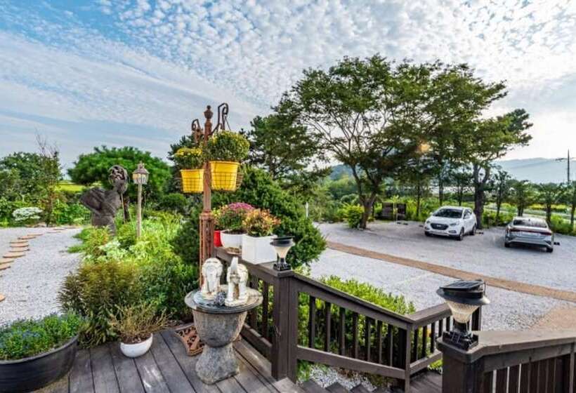 Cheorwon Kerensia Pension