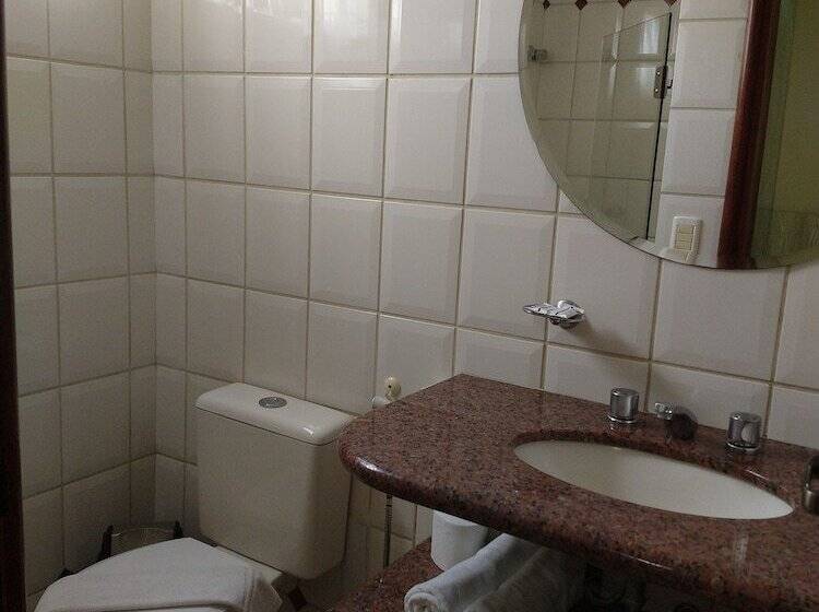 Crystal Plaza Hotel Marista