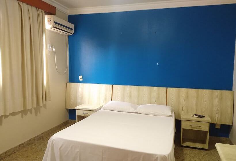 Crystal Plaza Hotel Marista