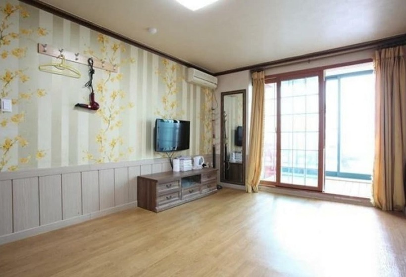 Daebudo 25 Hours Pension