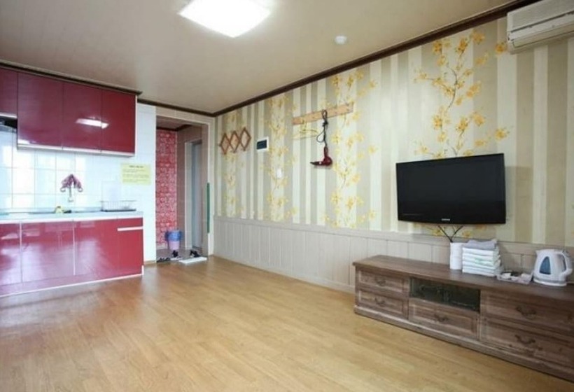 Daebudo 25 Hours Pension