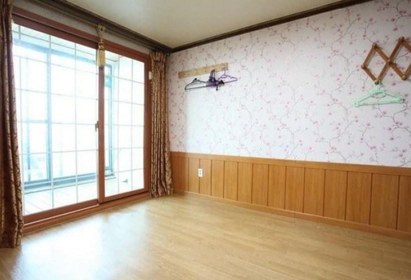 Daebudo 25 Hours Pension