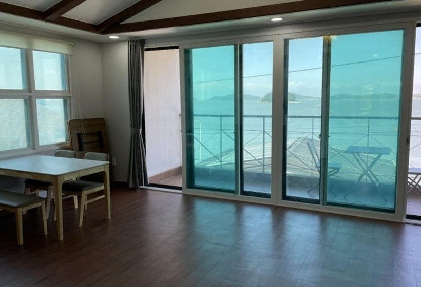 Daebudo Ocean Ville Pension