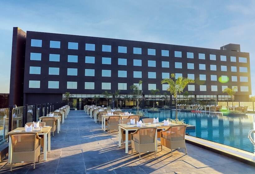 Essentia Luxury Hotel Indore