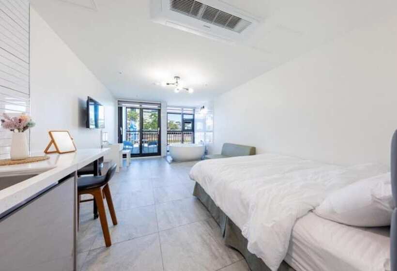 Gangneung Nishi Spa Pension