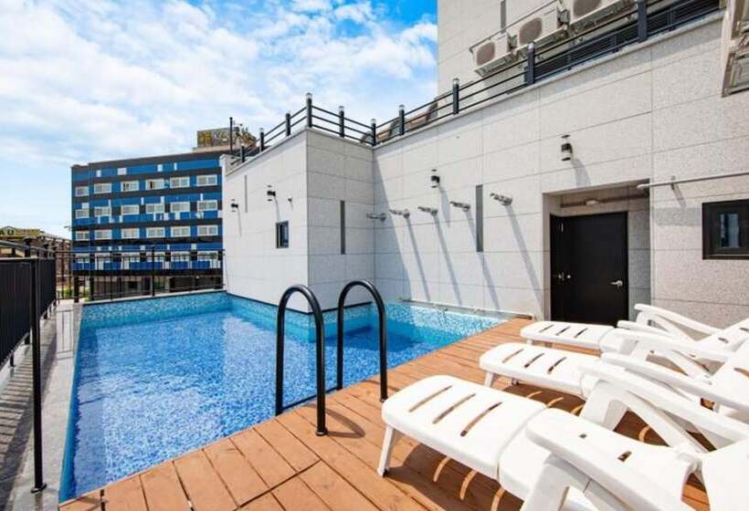 Gangneung Nishi Spa Pension