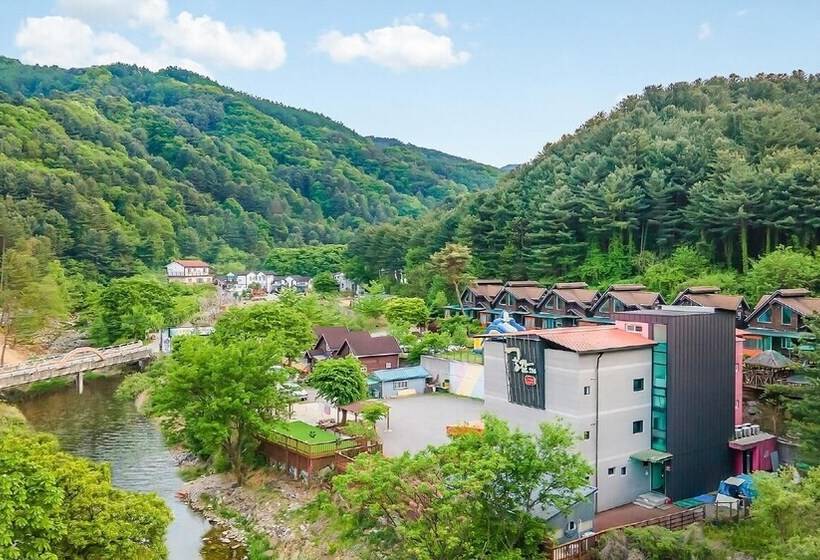 Gapyeong Gonggam Kid Gajok Seupa Gyegok Pension