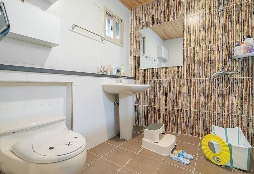 Gapyeong Gonggam Kid Gajok Seupa Gyegok Pension